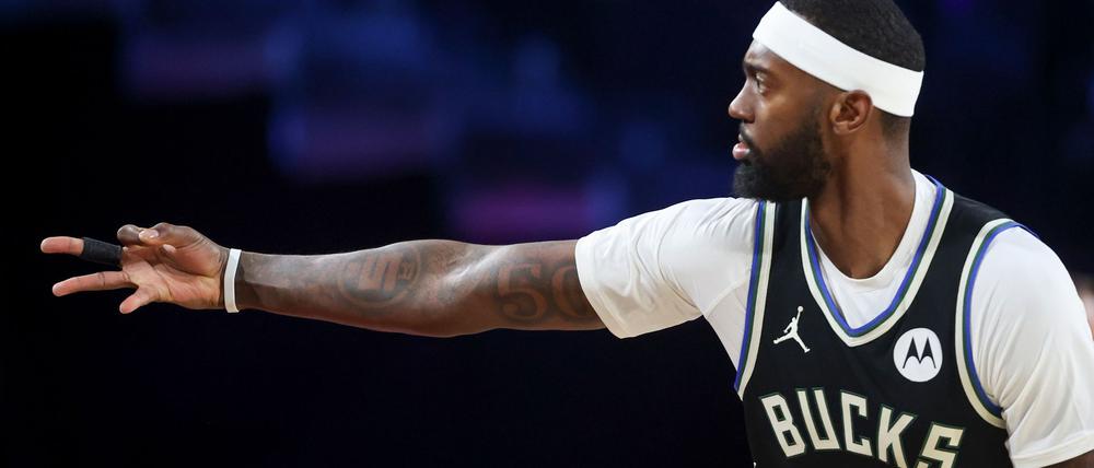 Basketballprofi Bobby Portis fehlt den Milwaukee Bucks lange wegen einer Sperre.