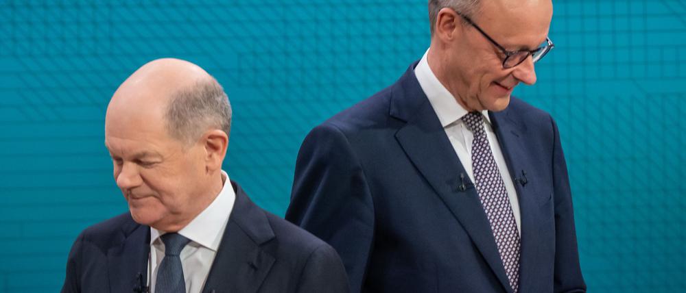 Es kann nur einen geben: Zusammen wollen Friedrich Merz (CDU) und Olaf Scholz (SPD) nicht in ein Kabinett. Zu einer Koalition ihrer Parteien könnte es trotzdem kommen. (Archivbild)