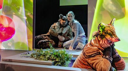 Caspar Hachfeld, Johanna Meinhard und Julia Horvath (v.l.) in „Bülowstraße“. 