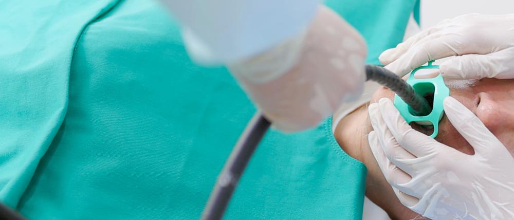 Wer als Kassenpatient eine Magenspiegelung braucht, muss zurzeit oft lange warten.