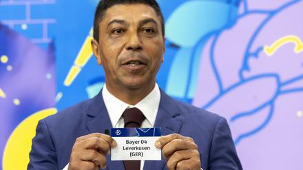 Bayern-Legende Giovane Elber zogt das deutsche Duell.