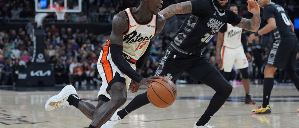 Dennis Schröder kommt bei seinem neuen Team immer besser in Fahrt.