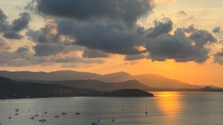 Koh Samui lockt mit herrlichen Buchten und spektakulären Sonnenuntergängen - hat aber wegen des Tourismus bereits jetzt viele Probleme. (Archivbild)