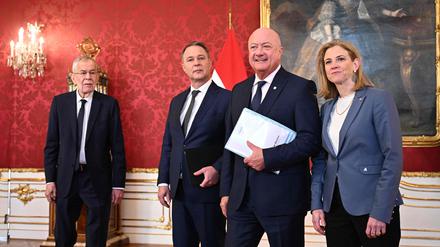 Vertreter der SPÖ, ÖVP und Neos am Sonntag zu Gast bei Präsident Alexander van der Berllen (links).
