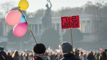 Zuletzt gingen viele Menschen für ein offenes Deutschland auf die Straßen.