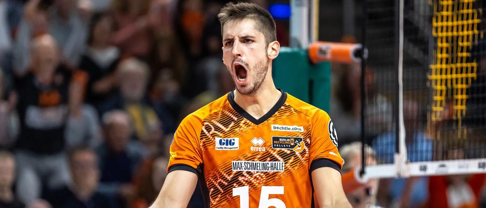 Moritz Reichert feiert einen Punktgewinn.