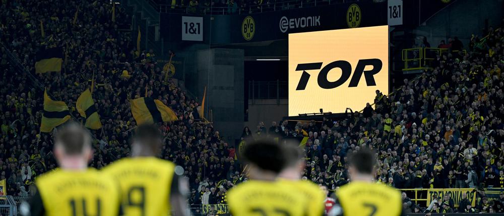 Dortmund jubelt über vier Guirassy-Tore.