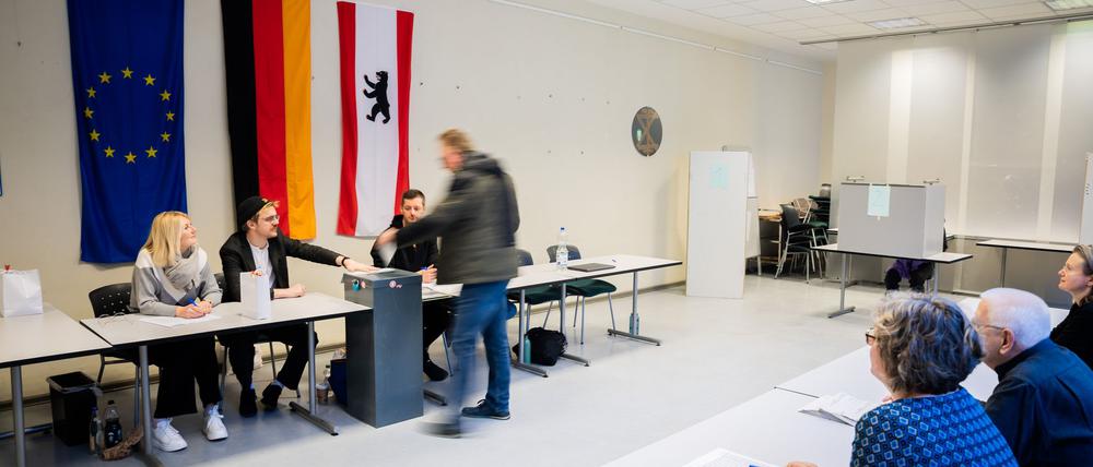 Die Wahllokale sind am 23. Februar von 08.00 Uhr bis 18.00 Uhr geöffnet (Archivbild)