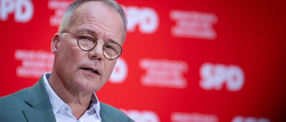 Matthias Miersch Generalsekretär der SPD will mit neuen Maßnahmen die E-Mobilität ankurbeln.