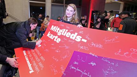 Die Linke feiert neue Mitglieder