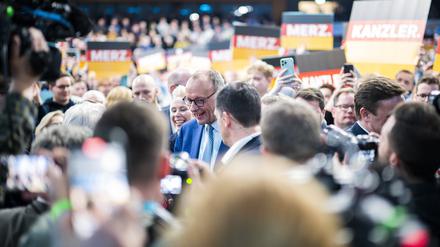 Friedrich Merz in Vechta: Der Kanzlerkandidat der CDU im Rasta Dome im niedersächsischen Vechta.