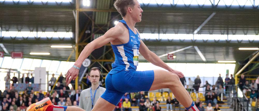 Max Heß findet die neue Regel-Revolution in einigen Sprungdisziplinen der Leichtathletik nicht gut.