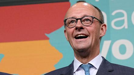 Einen Tag Freude über den Wahlsieg hat Friedrich Merz (CDU) seiner Partei erlaubt. Nun aber steht viel Arbeit ins Haus, weil das eher maue Ergebnis die Ausgangslage für die Union schwieriger gemacht hat.