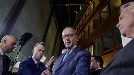 CDU-Chef Friedrich Merz hat eine offizielle Einladung Netanjahus angekündigt. 