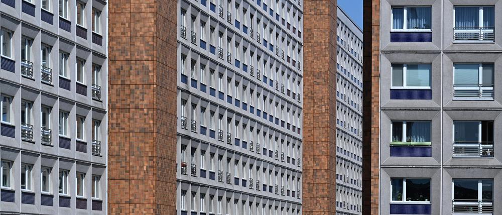 Wohnungsmangel und hohe Mieten sind zwei der größten Sorgen der Berlinerinnen und Berliner.