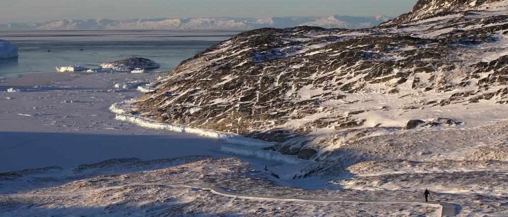 Grönland ist ein Land voller Eis und Schnee. Unter der Erdoberfläche lagern jedoch immense Rohstoffvorkommen.