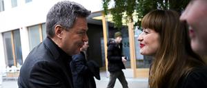 German Economy and Climate Minister Robert Habeck shakes hands with Heidi Reichinnek of Germany's left-wing party The Left (Die Linke), after the German general election in Berlin, Germany February 24, 2025. REUTERS/Annegret Hilse