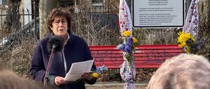 Solidaritätsveranstaltung im Charkiw-Park: Bezirksbürgermeisterin Maren Schellenberg (Grüne) forderte mehr Unterstützung für die Ukraine.