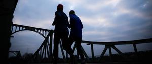 Mit Wolken und zeitweise Regen ist in Berlin und Brandenburg zu rechnen. (Symbolbild)