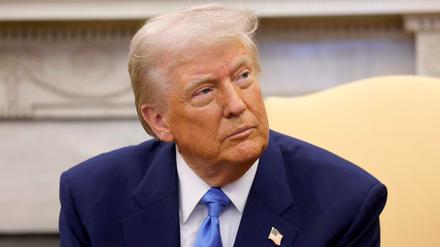 Trump hält an seinen Umsiedlungsplänen für den Gazastreifen fest und präsentiert seine Vision in einem KI-Video.