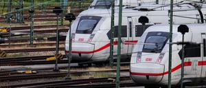 Züge der Deutschen Bahn.