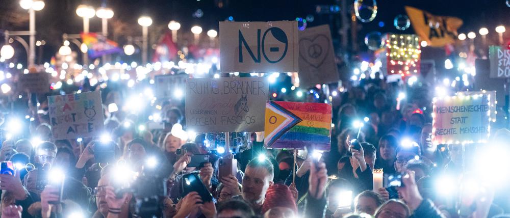 Kundgebung gegen Rechtsextremismus in Berlin