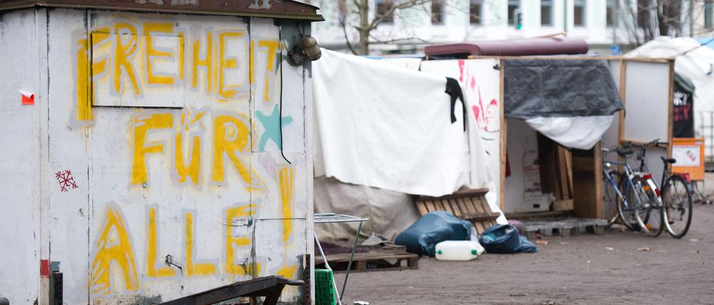 Flüchtlingsorganisationen kündigen Protest mit einem Camp auf dem Oranienplatz in Berlin-Kreuzberg an. (Archivbild)