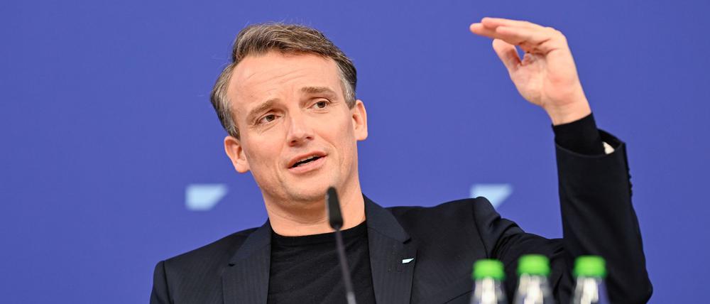 Nicht nur die SAP-Aktie ist im Höhenflug - sondern auch die Manager-Gehälter des Konzerns. Im Bild: SAP-Chef Klein. (Archivbild)