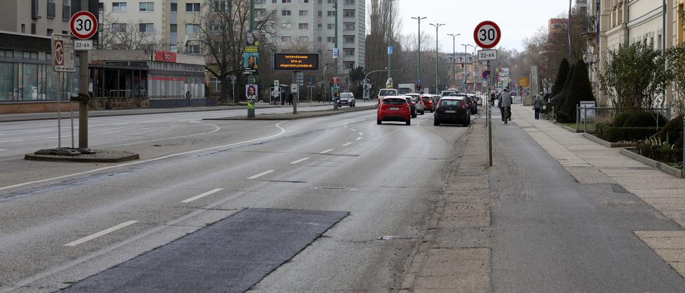 Im Sommer soll die Buckelpiste in der Breiten Straße saniert werden. 