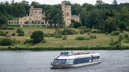 Die Weiße Flotte sticht am Samstag in See. (Archivbild)