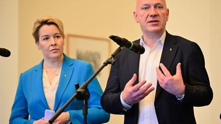 Berlins Regierender Bürgermeister Kai Wegner (CDU) zeigt sich mit den bisherigen Ergebnissen der Gespräche zur Verwaltungsreform zufrieden.  