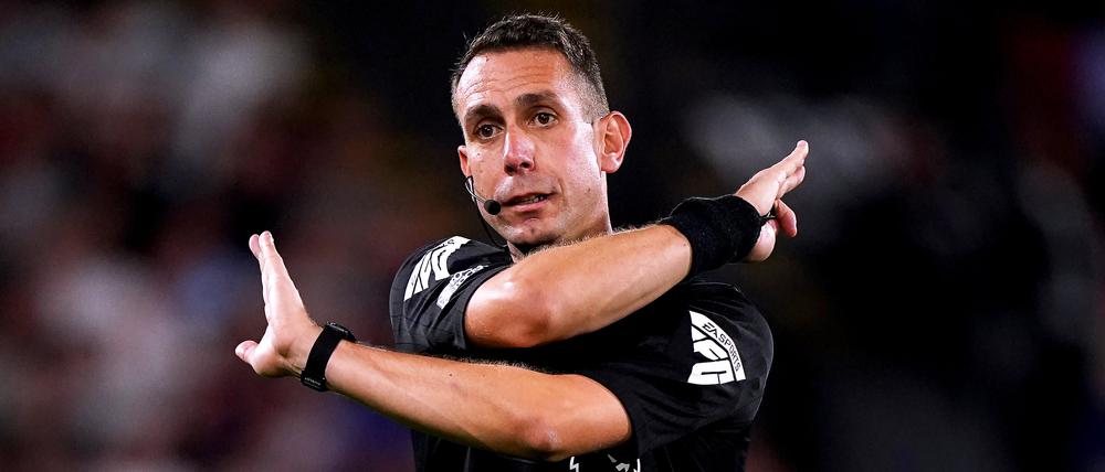 Der englische Schiedsrichter David Coote hatte Jürgen Klopp beleidigt, nun zieht auch die Uefa Konsequenzen.