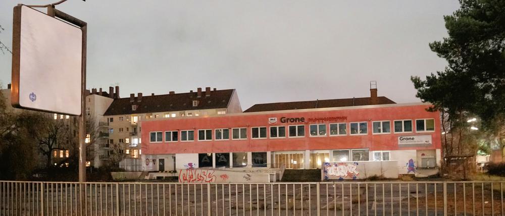 An der Treseburger Straße in Berlin-Charlottenburg soll ein früherer Supermarkt-Parkplatz mit Wohnungen bebaut werden.