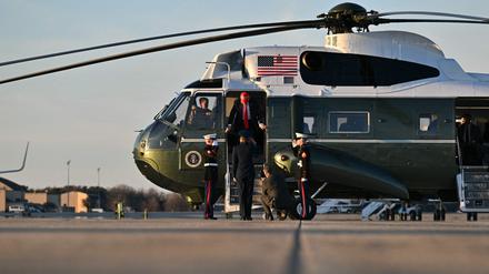 Trump vor dem Abflug nach Florida. 