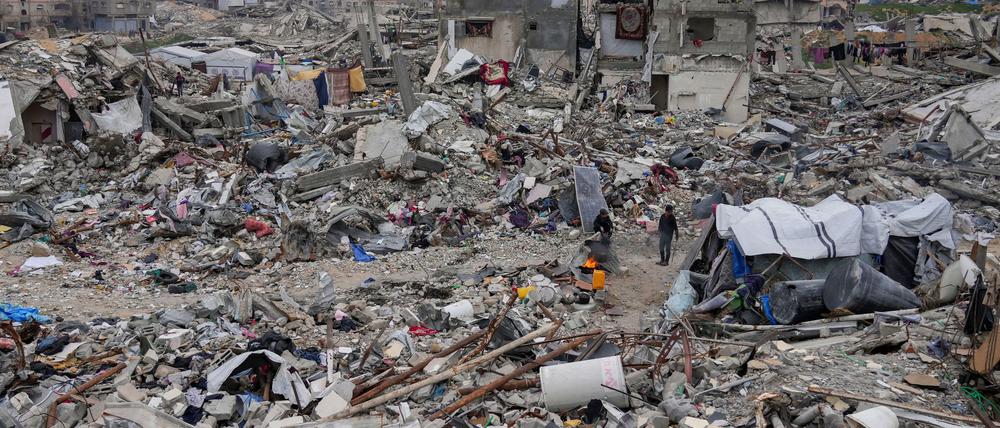 Im Gazastreifen läuft die erste Phase des Waffenruhe-Abkommens aus. (Archivbild)  