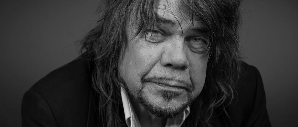 David Johansen, Sänger der einflussreichen Glam-Punk-Band New York Dolls, ist tot.