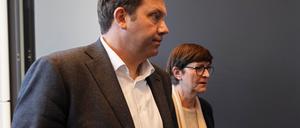 Als SPD-Vorsitzende im Amt: Lars Klingbeil (links)  und Saskia Esken.