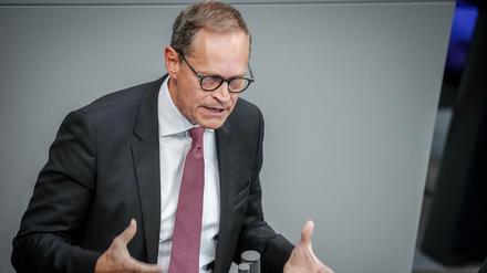 Berlins Ex-Regierungschef Michael Müller hält es für notwendig, das deutsche Verhältnis zu den USA neu zu sortieren. (Archivbild)