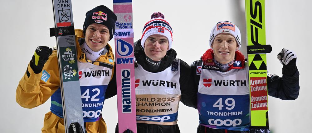 Das Siegerpodium mit (v.l.): Wellinger, Lindvik, Hörl