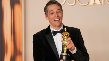 Sean Baker gewinnt Sonntagnacht mit „Anora“ vier Oscars als Regisseur, Autor, Editor und Produzent. 