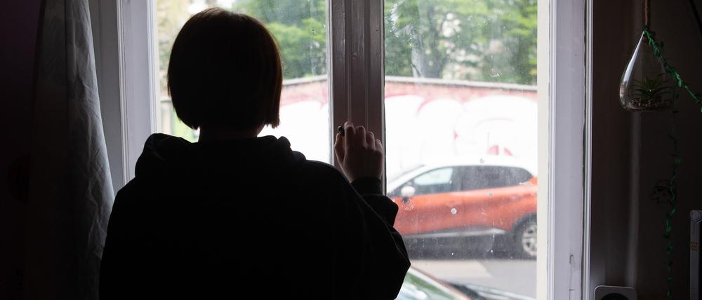 Einsamkeit unter Jugendlichen kann zur stillen Entfremdung von der Politik führen, so die Studie. 
