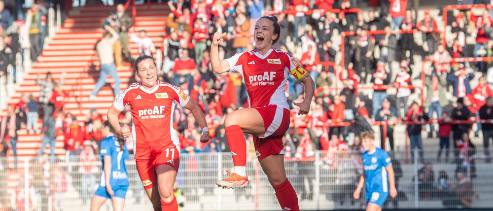 Unions Kapitänin Lisa Heiseler kämpft mit ihrem Team und den Aufstieg in die Erste Bundesliga.