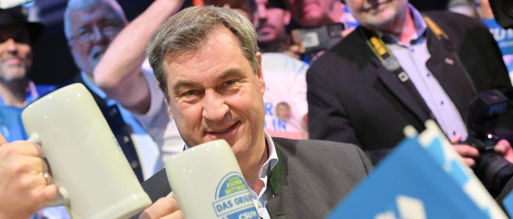 Bierzelt kann er: Bayerns Ministerpräsident Markus Söder (CSU) in seinem Element.