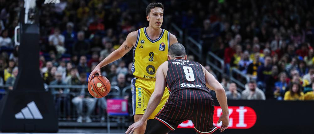 Alba Berlin spielte gegen Bamberg Baskets.