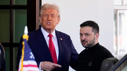 Das Tischtuch zwischen US-Präsident Trump und dem ukrainischen Staatschef Selenskyj scheint zerschnitten. (Archivbild)