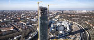 Der Estrel Tower feierte Richtfest.