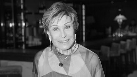 Die als Fernsehärztin bundesweit bekannt gewordene Medizinerin Antje-Katrin Kühnemann ist tot. Kühnemann starb kurz nach ihrem 80. Geburtstag.