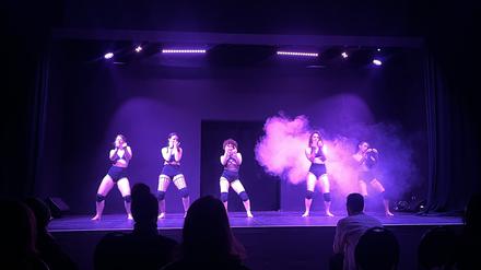 Bei der „Booty Therapy Party“ von Maïmouna Coulibaly wird viel getanzt.