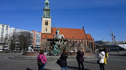 In Berlin sind viele Touristen vor allem in Mitte und Friedrichshain-Kreuzberg unterwegs. 