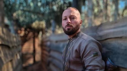 Oleksandr Zhuhan ist seit drei Jahren als Mörserschütze an der Front.